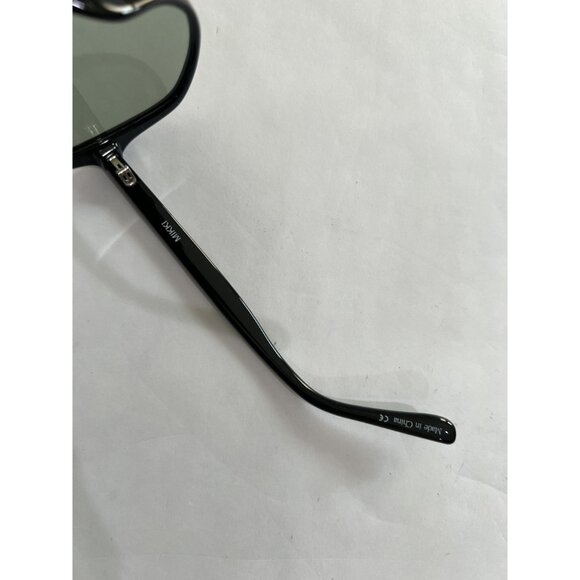 Otra Eyewear Mikki Sunglasses in Black - Picture 5 of 5